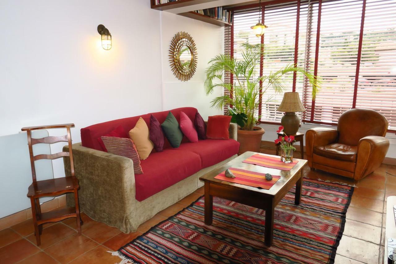 Magnifique Appartement Каси Экстерьер фото